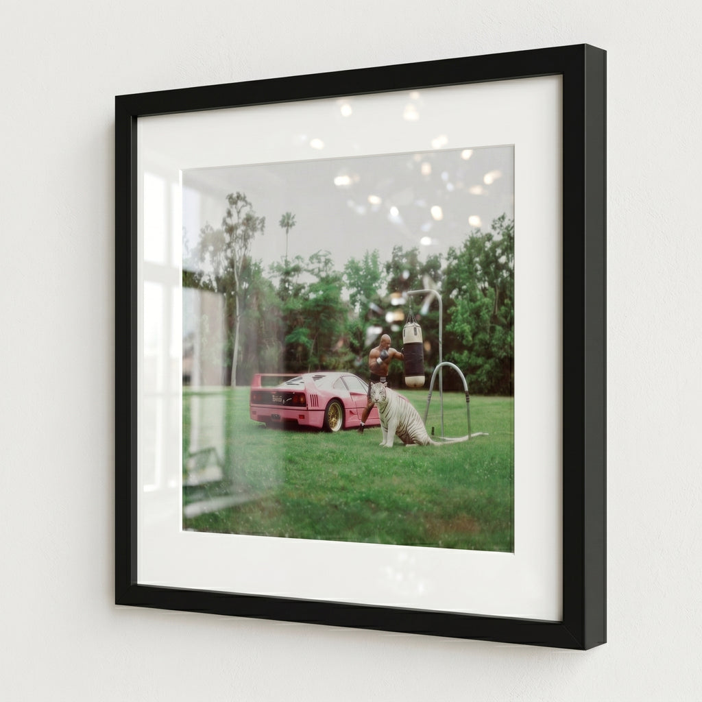 'Here Comes the Champ' Frame